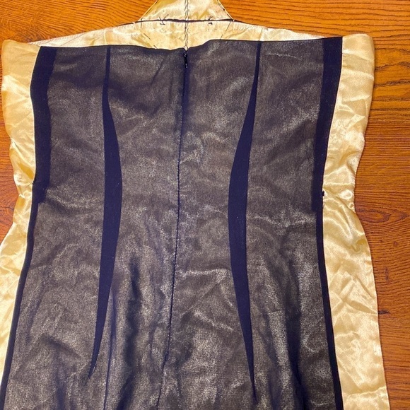 🌷100% Silk🌷 Beautiful Rare Vintage Ao Dais Black & Gold Bead Detail Dress - Picture 10 of 11